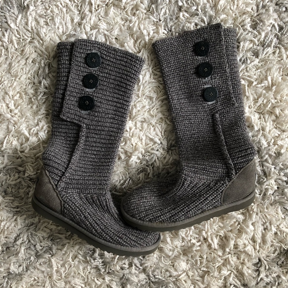 Knitted UGG boots